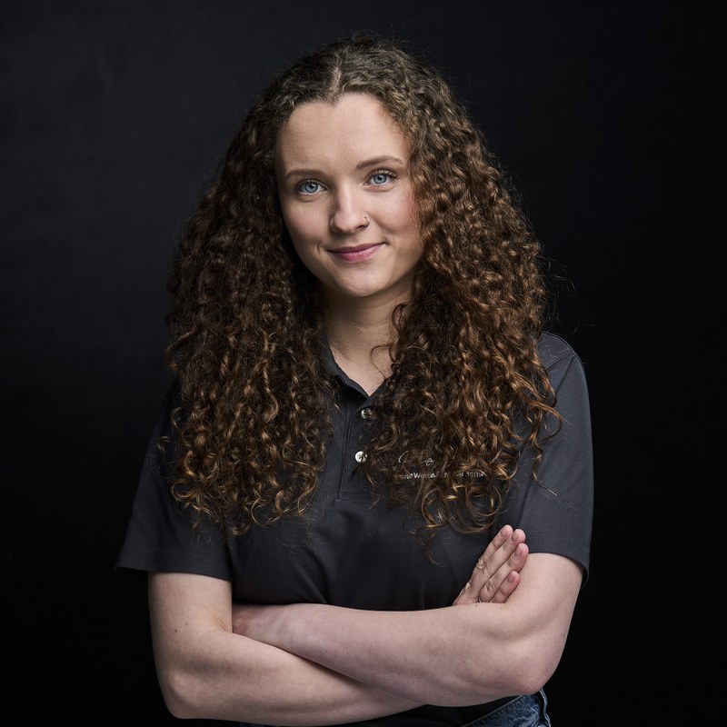 Lara Mizell